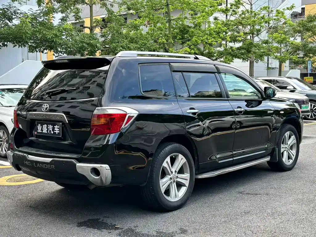 Toyota Highlander 2011