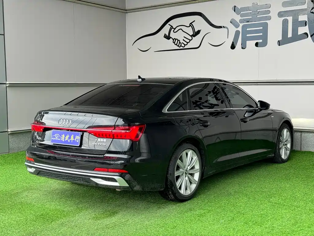 Audi A6L 2024 — фото 14