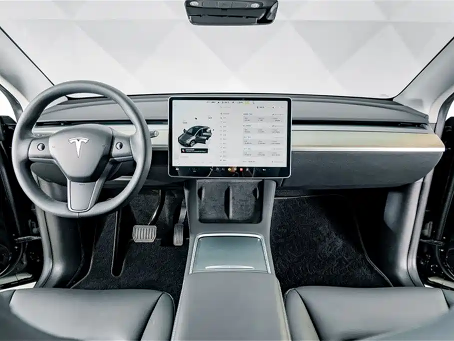 Tesla Model Y 2023 — фото 12