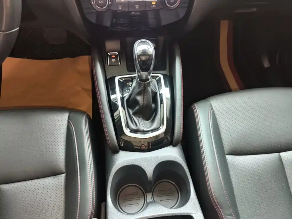 Nissan Qashqai 2021 — фото 14