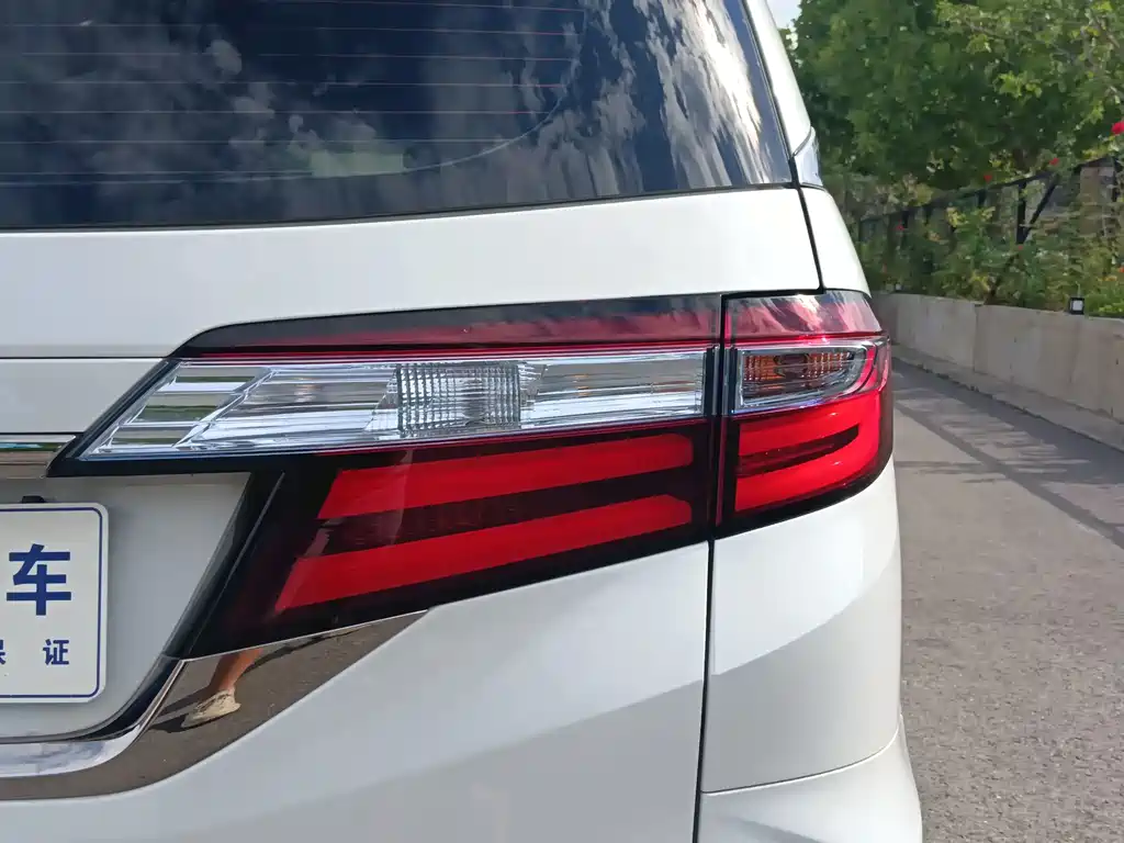 Honda Odyssey 2020 — фото 11