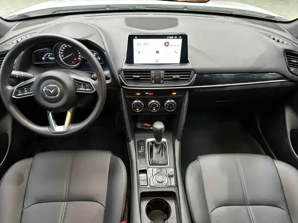 Mazda CX-4 2023