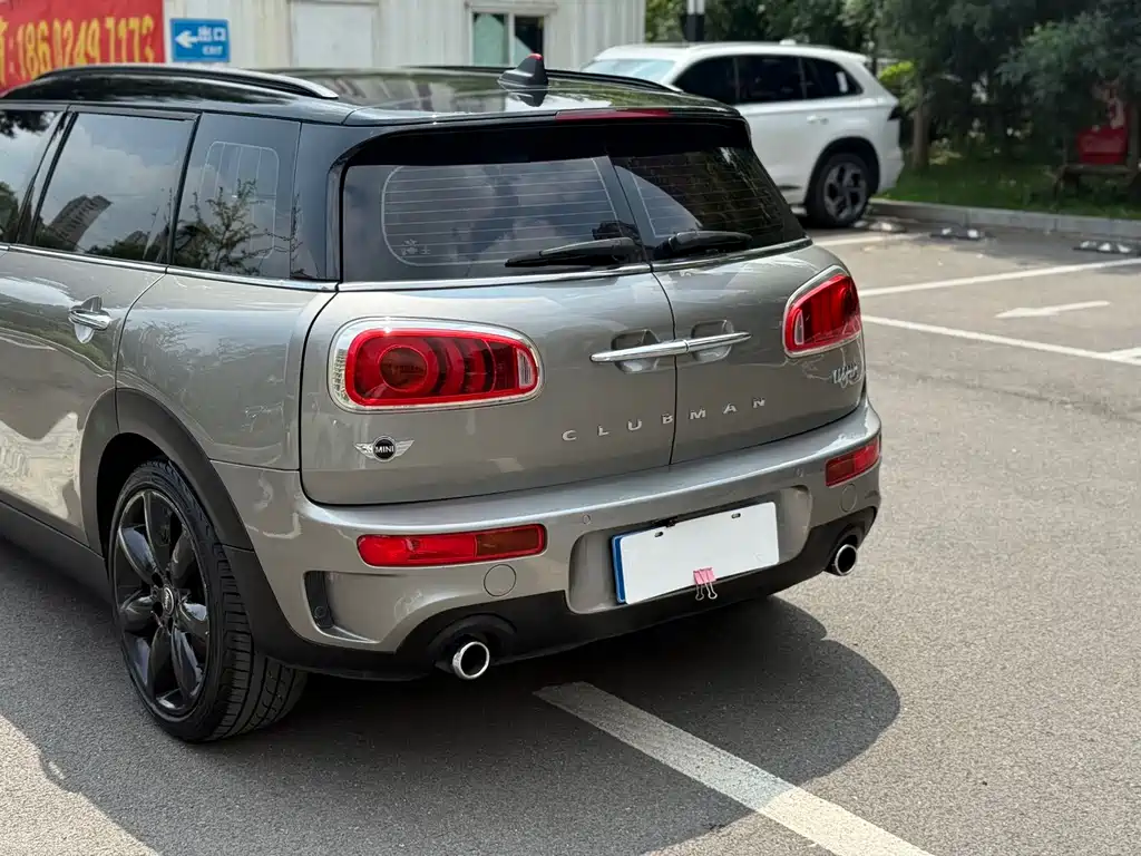 MINI Clubman 2016 — фото 16