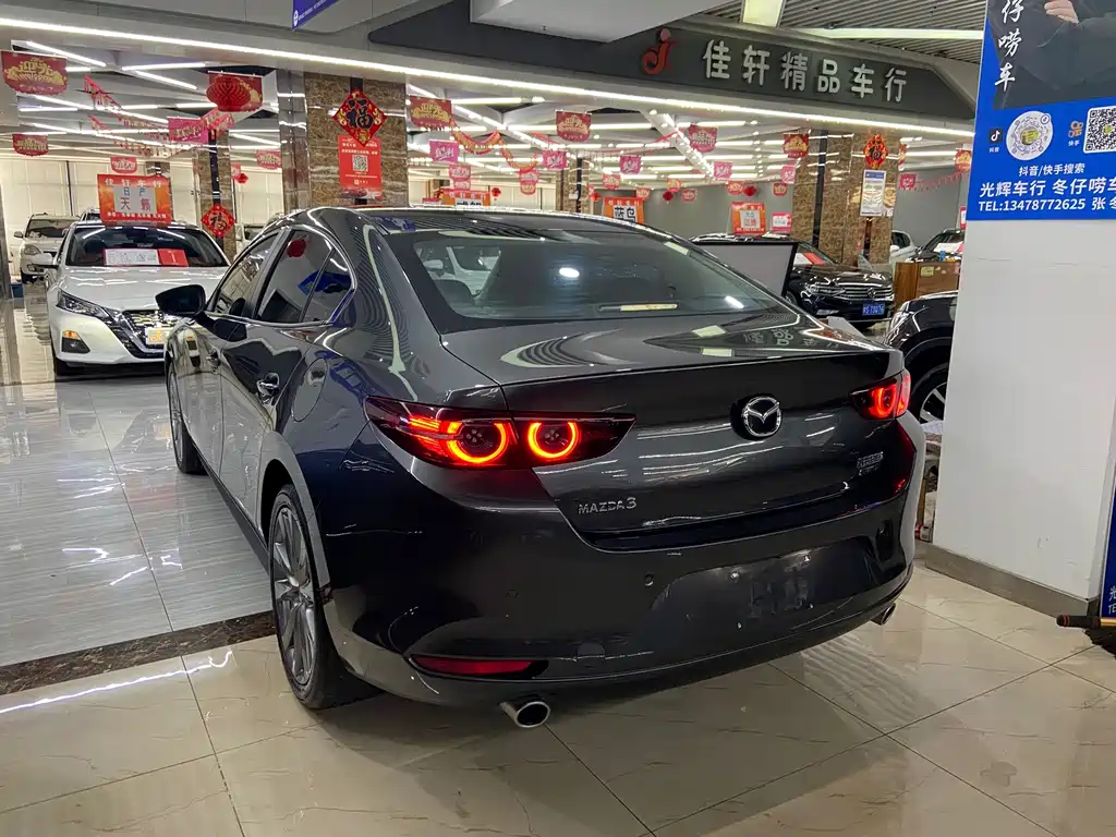 Mazda 3 Angkesela 2022