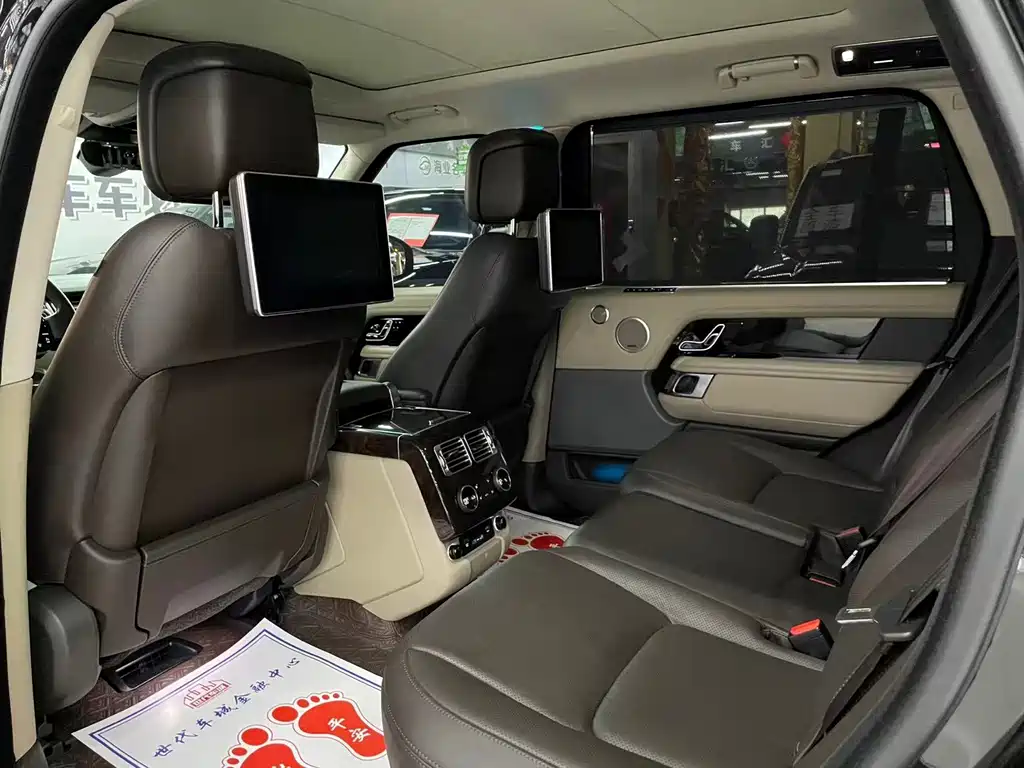 Land Rover Range Rover 2020 — фото 14
