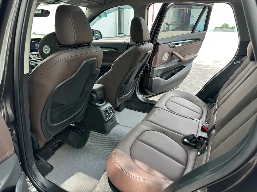 BMW X1 2023 — фото 18