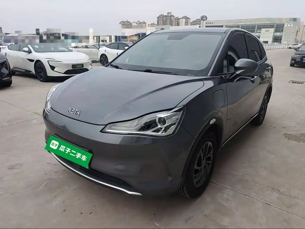 Neta V 2022