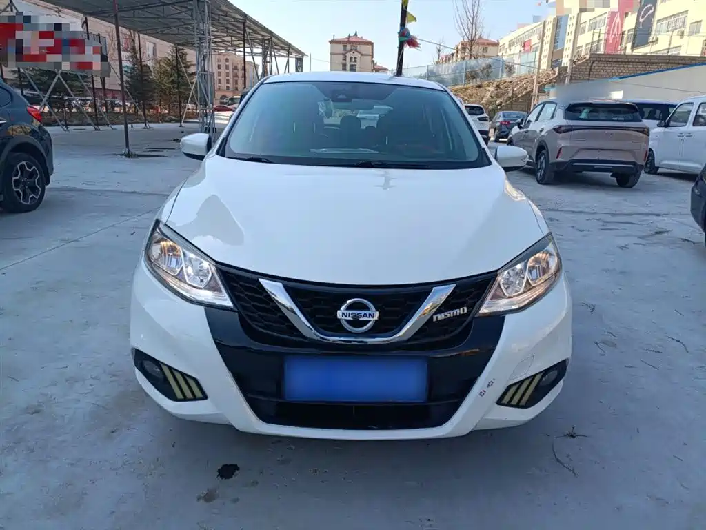 Nissan Tiida 2017 — фото 3