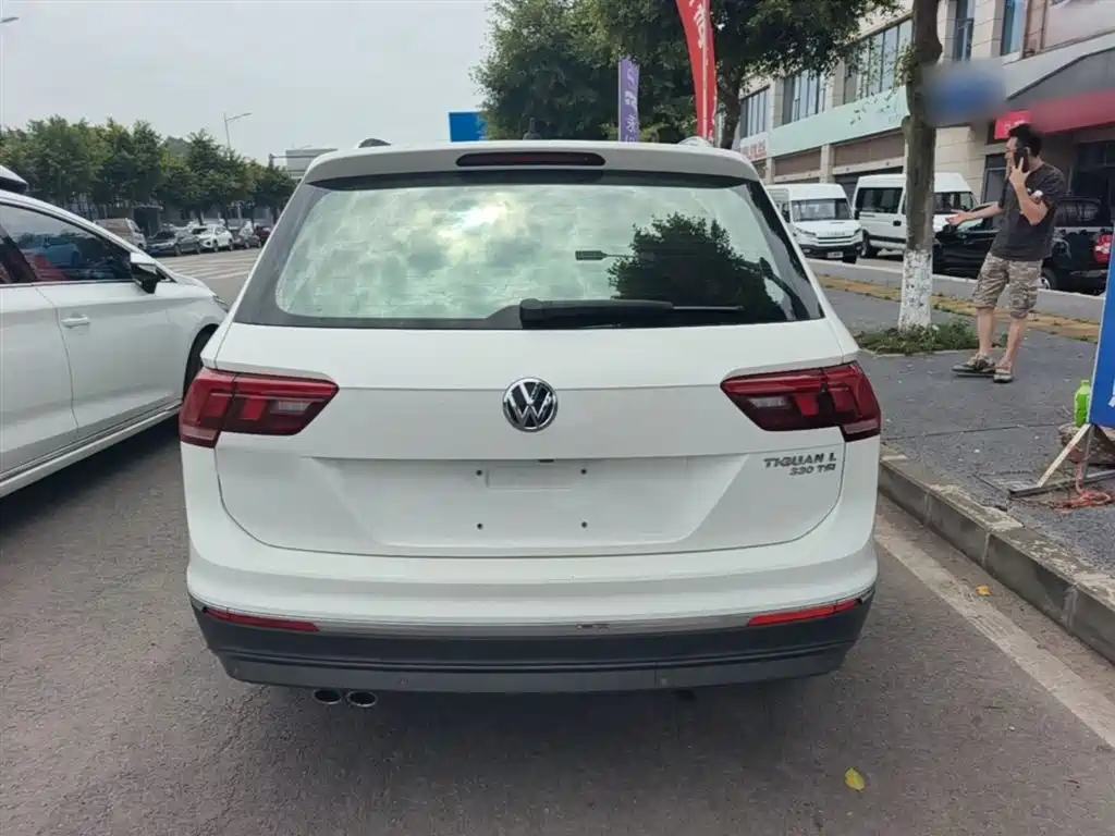 Volkswagen Tiguan L 2018 — фото 6