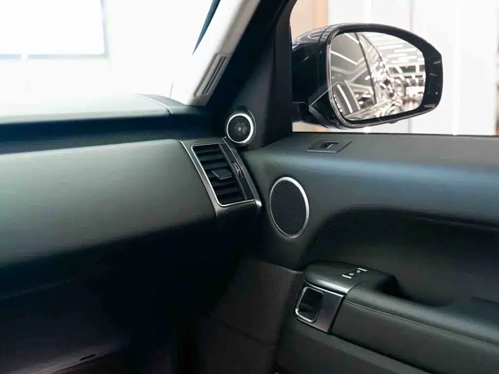 Land Rover Sport 2017 — фото 16