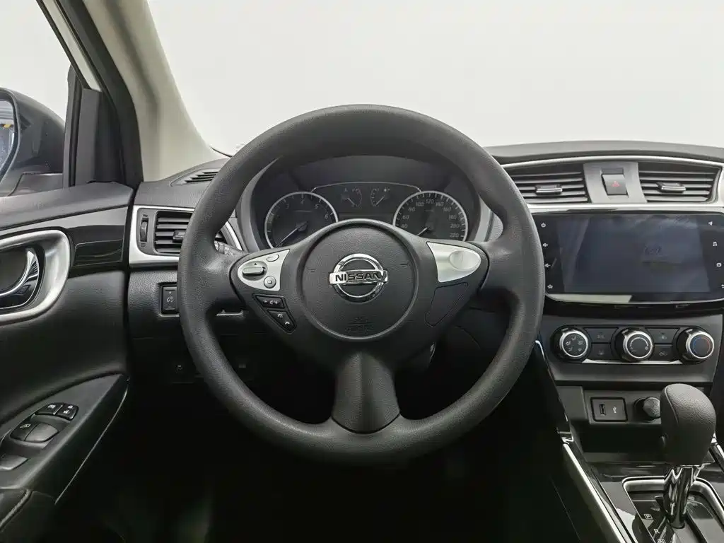 Nissan Sylphy 2023 — фото 11