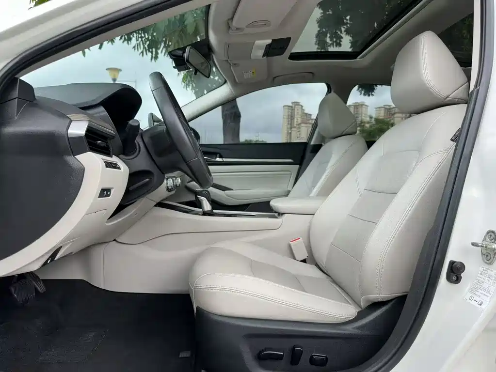 Nissan Teana 2021