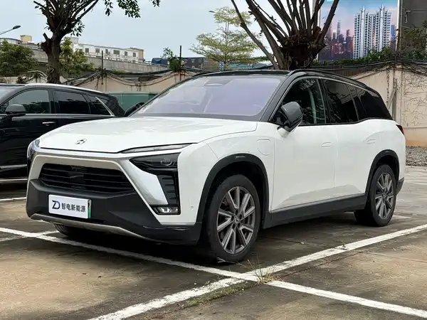 NIO ES8 2020