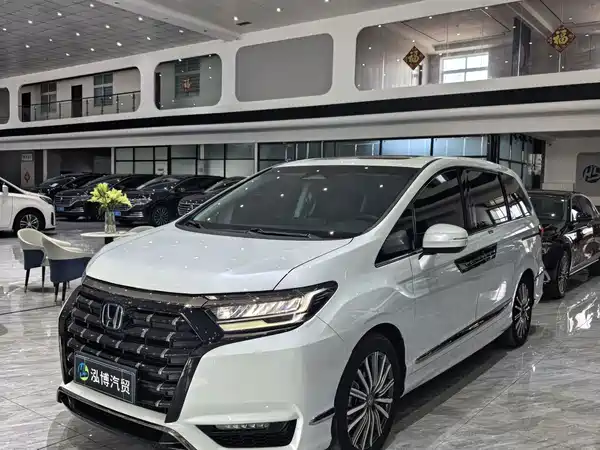 Honda Elysion 2025