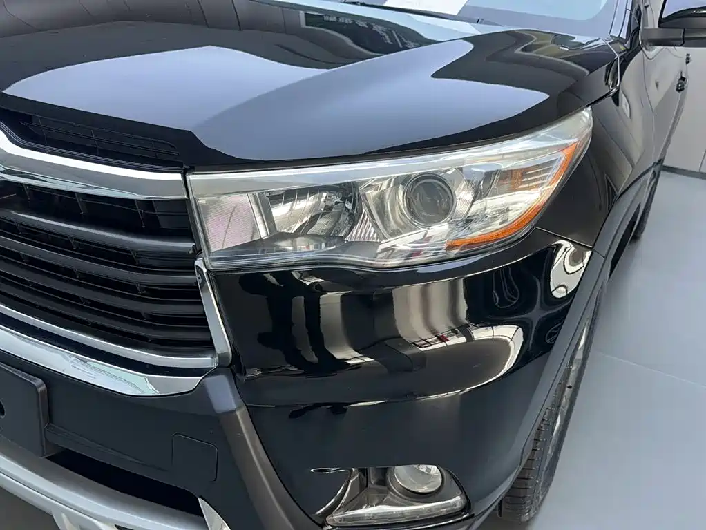 Toyota Highlander 2016