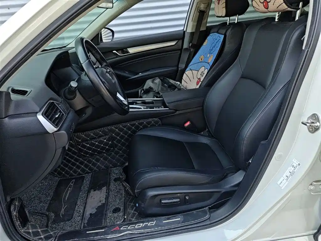 Honda Accord 2020 — фото 15
