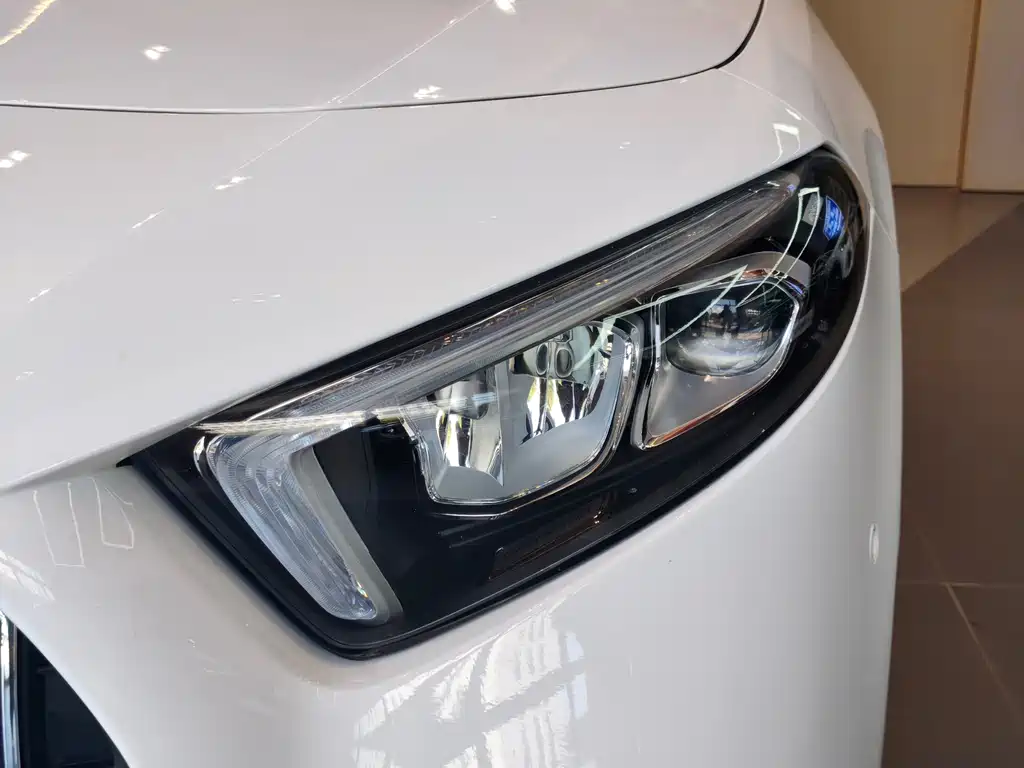 Mercedes-Benz A-Class 2020 — фото 16