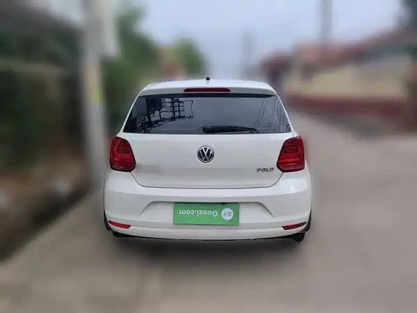 Volkswagen Polo 2015