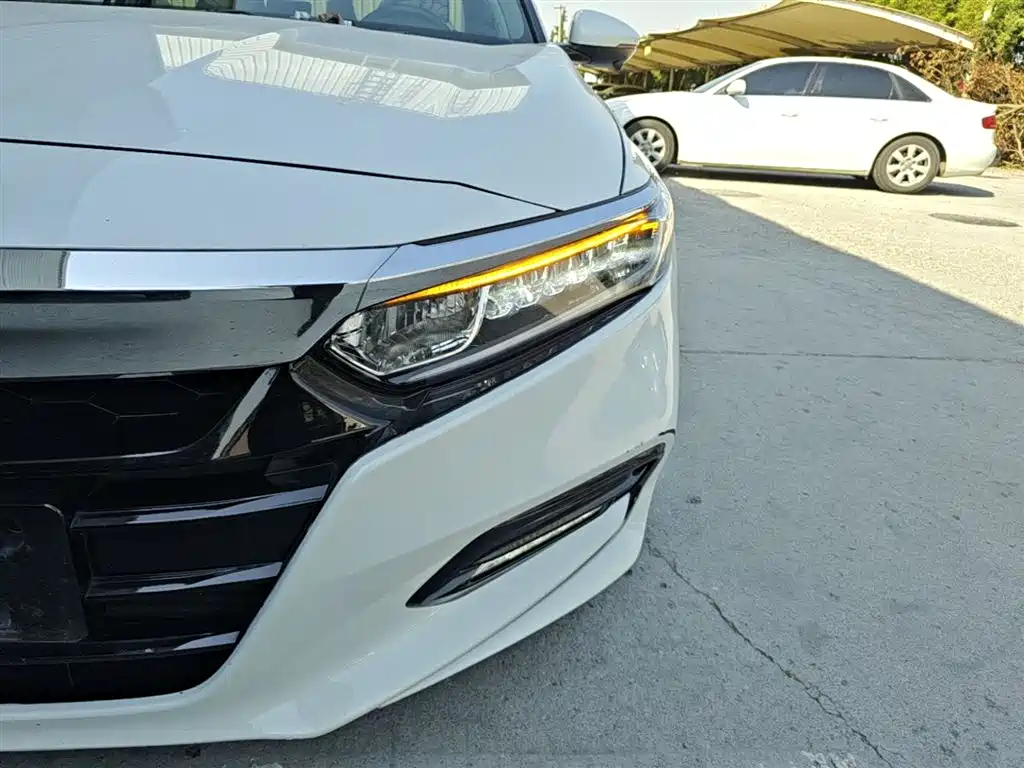 Honda Accord 2020 — фото 24