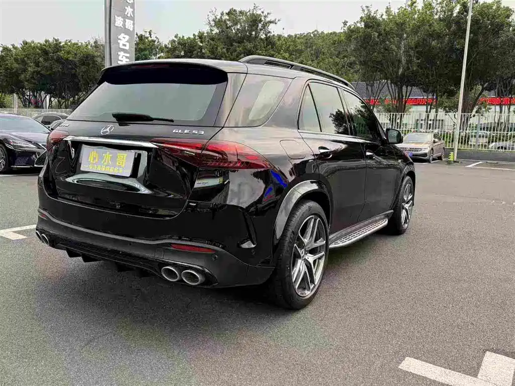 Mercedes-Benz GLE AMG 2024 — фото 6