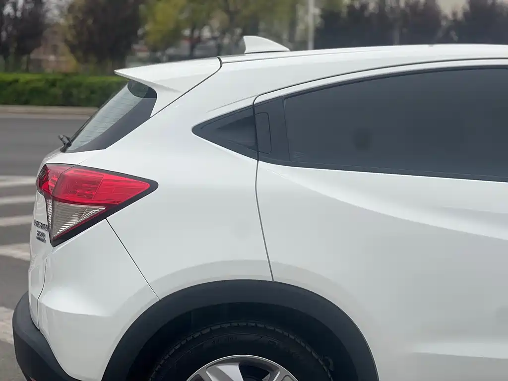 Honda Vezel 2021 — фото 18