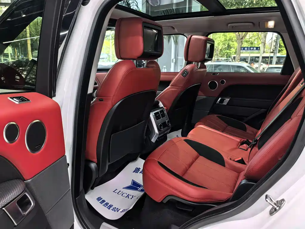 Land Rover Sport 2020 — фото 9