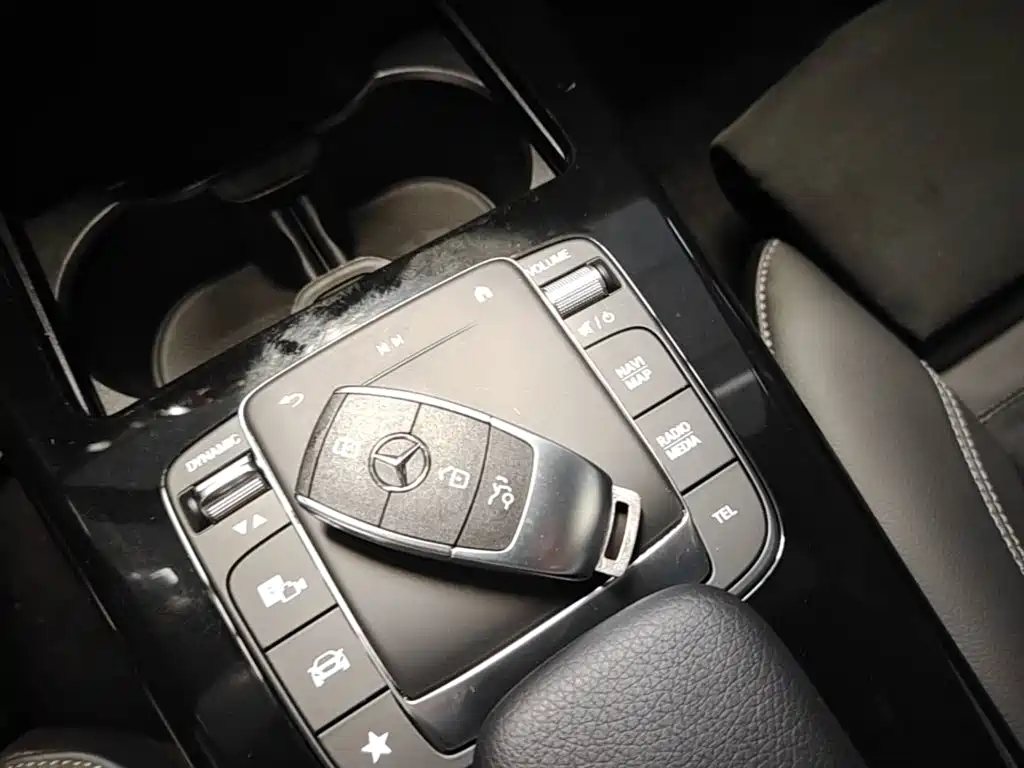 Mercedes-Benz A-Class 2023 — фото 9