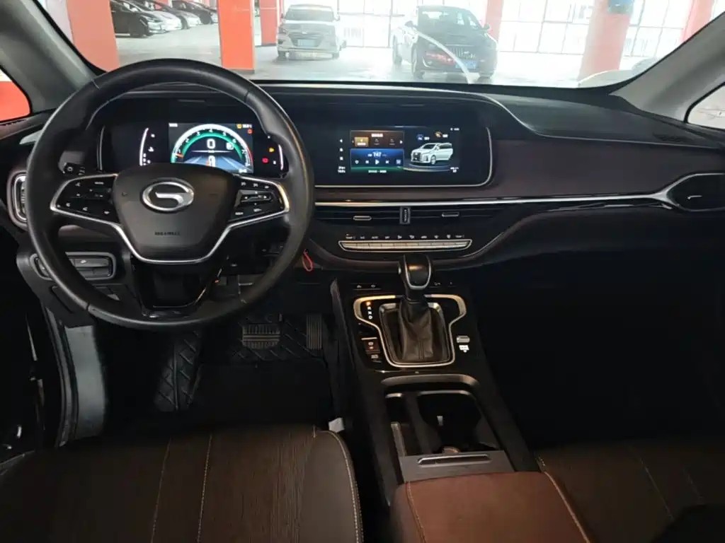 GAC Trumpchi M6 2022 — фото 10