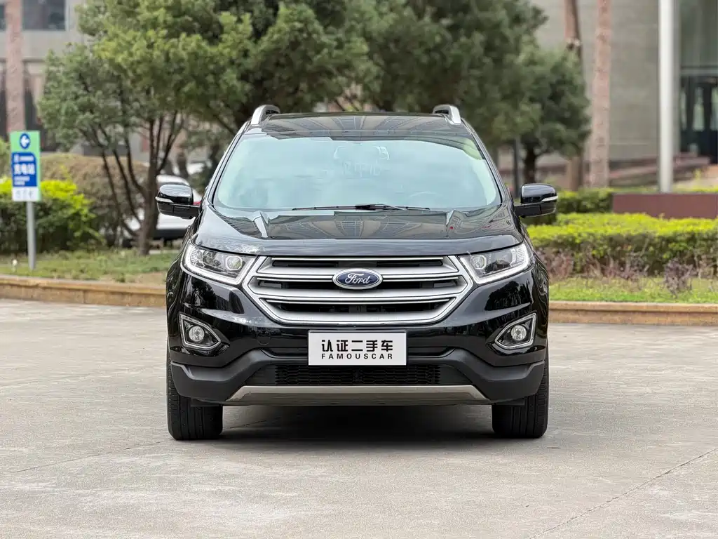 Ford Edge 2018 — фото 2