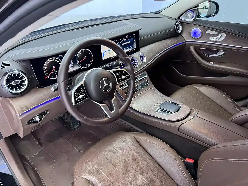Mercedes-Benz E-Class 2019 — фото 7