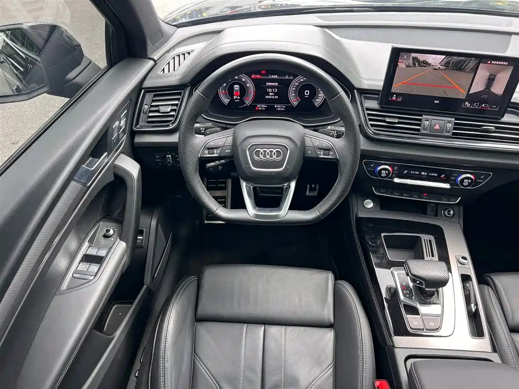 Audi Q5L 2024 — фото 7