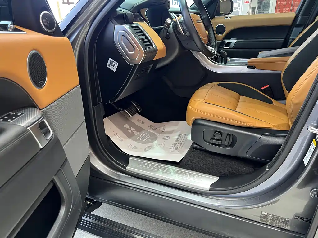 Land Rover Range Rover Sport 2018 — фото 9