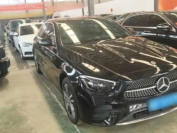 Mercedes-Benz E-Class 2021