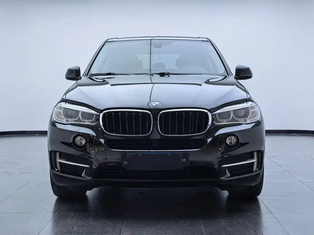 BMW X5 2018 — фото 2