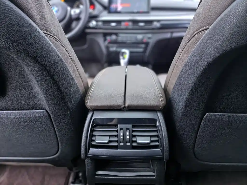 BMW X5 2018 — фото 16