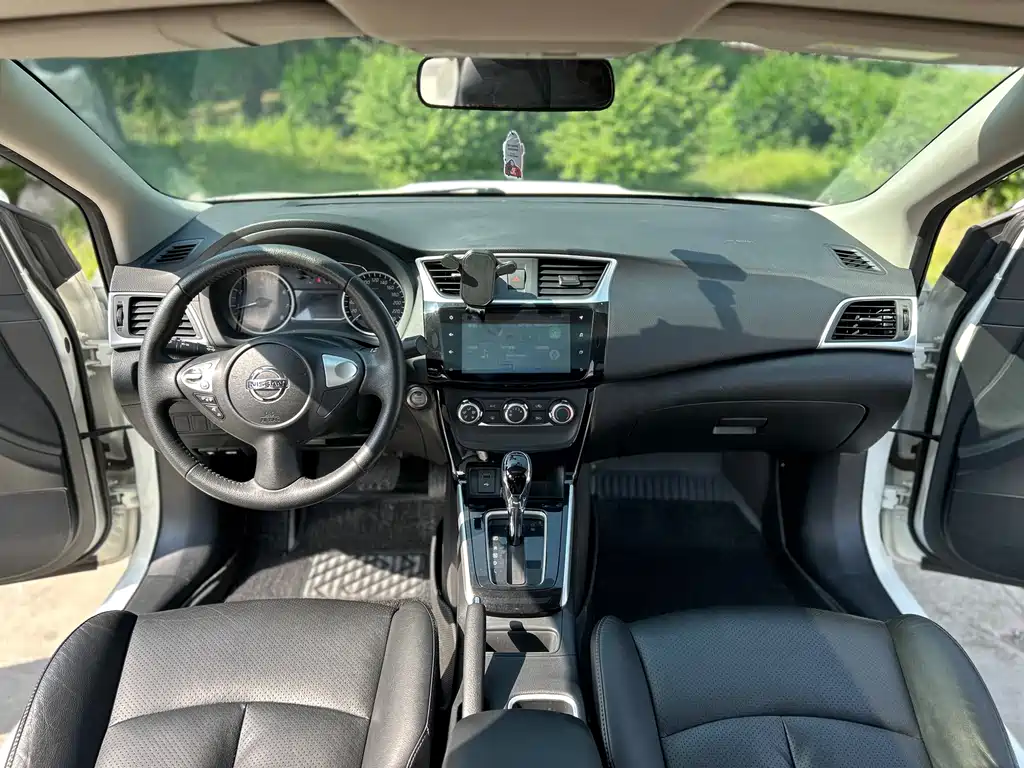 Nissan Sylphy 2019 — фото 14
