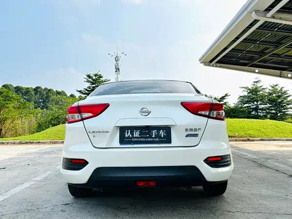 Nissan Bluebird 2016