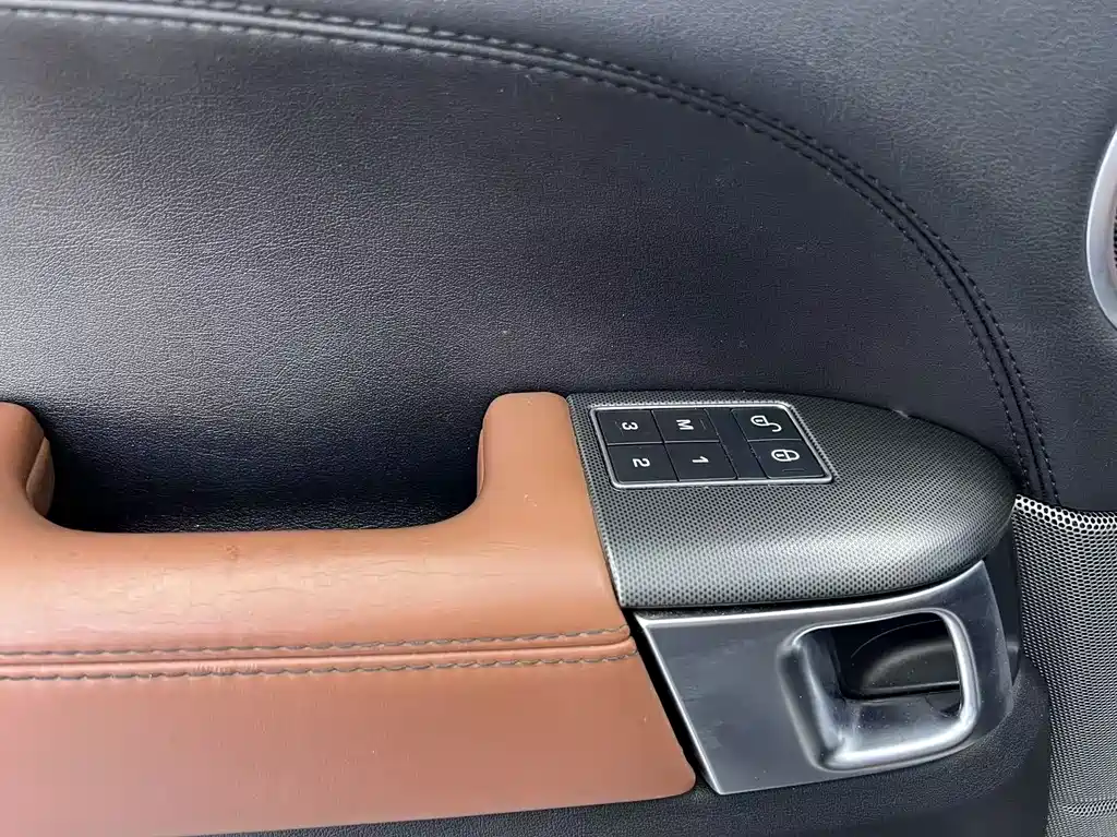 Land Rover Sport 2017 — фото 14