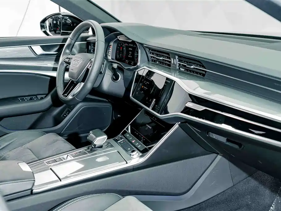 Audi A6L 2021 — фото 17