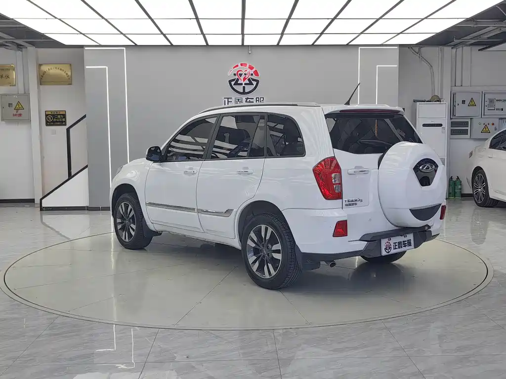 Chery Tiggo 3 2018 — фото 14