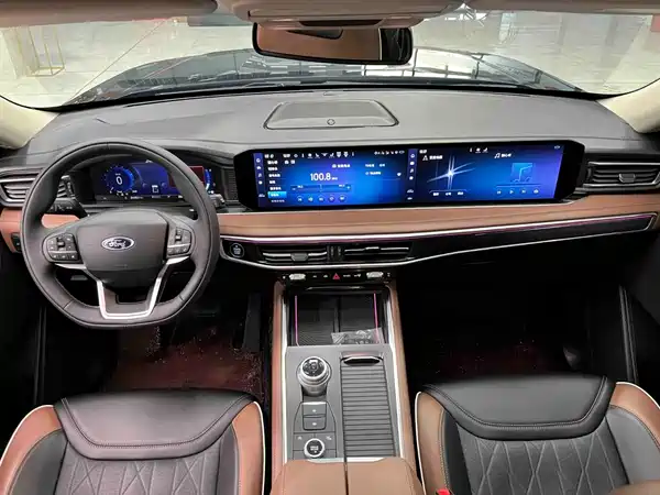 Ford Explorer 2023
