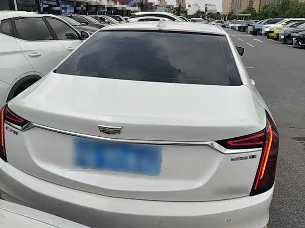 Cadillac CT6 2021