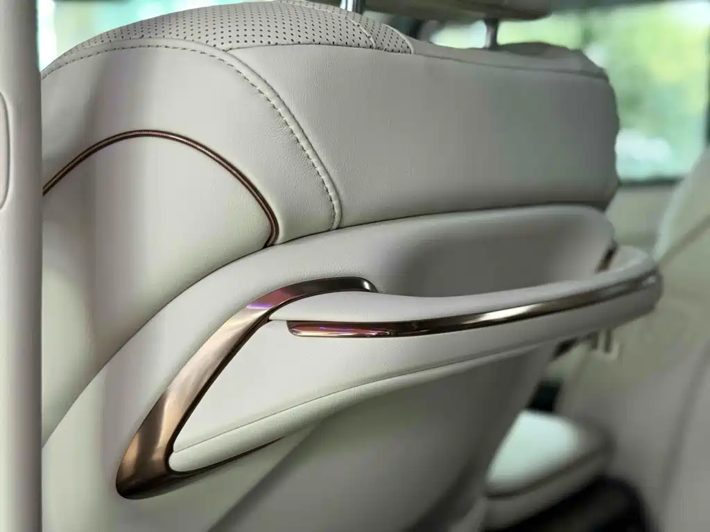 Lexus LM 2024 — фото 13