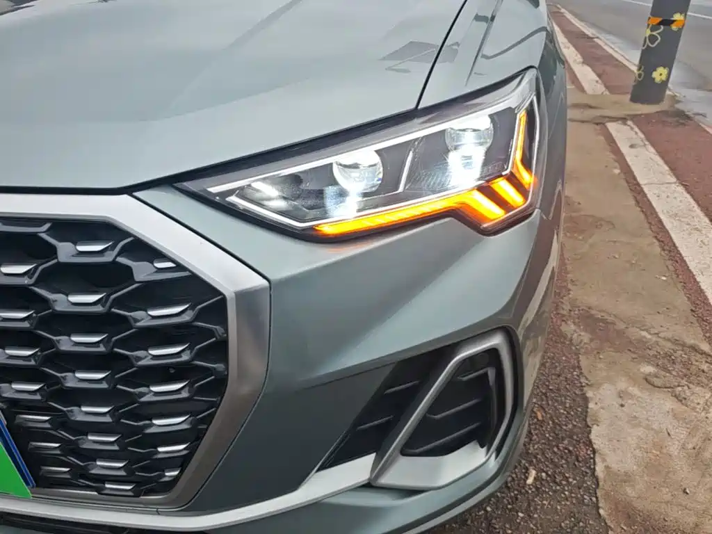 Audi Q3 Sportback 2020 — фото 24
