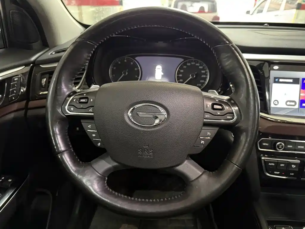 GAC Motor Trumpchi GS8 2018 — фото 4