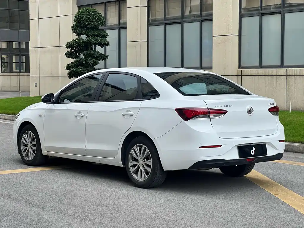 Buick Excelle 2020
