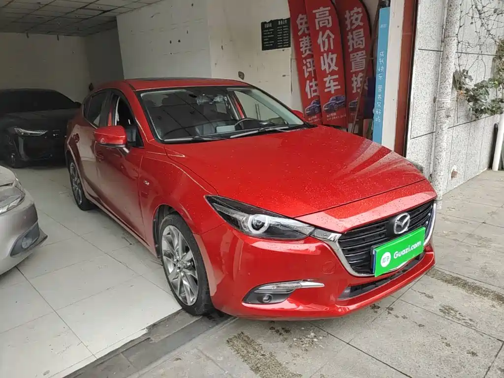 Mazda 3 Axela 2019 — фото 4