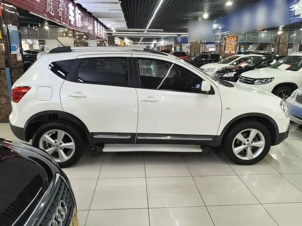 Nissan Qashqai 2014 — фото 11