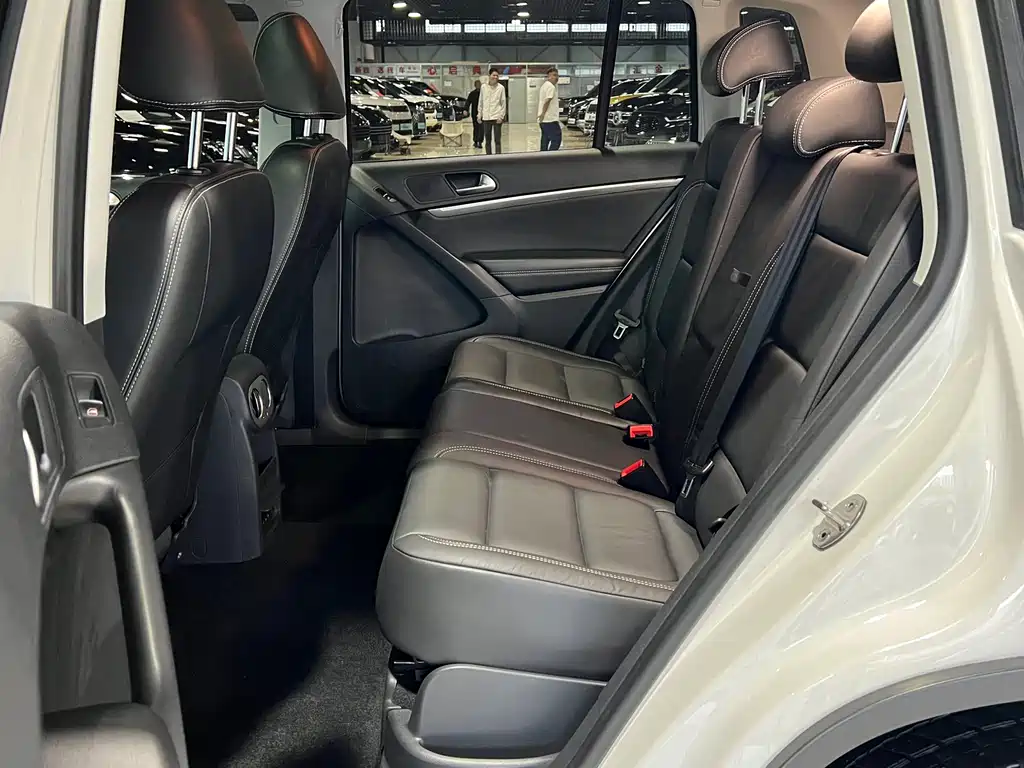 Volkswagen Tiguan 2017 — фото 18