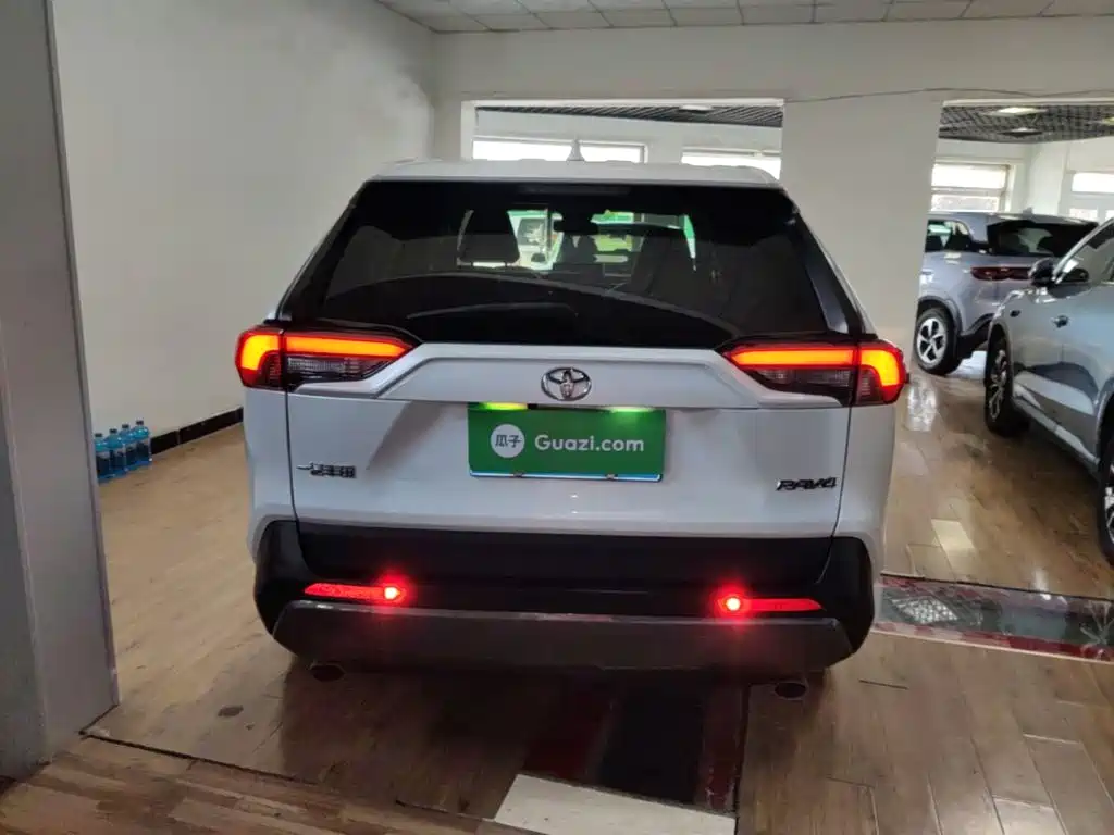Toyota RAV4 2023